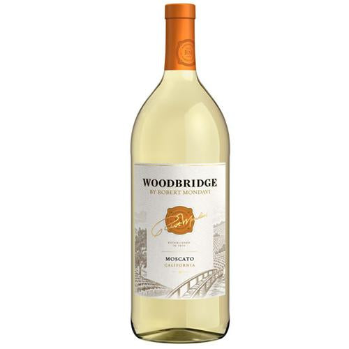 Woodbridge Moscato - 1.5L - AtoZBev