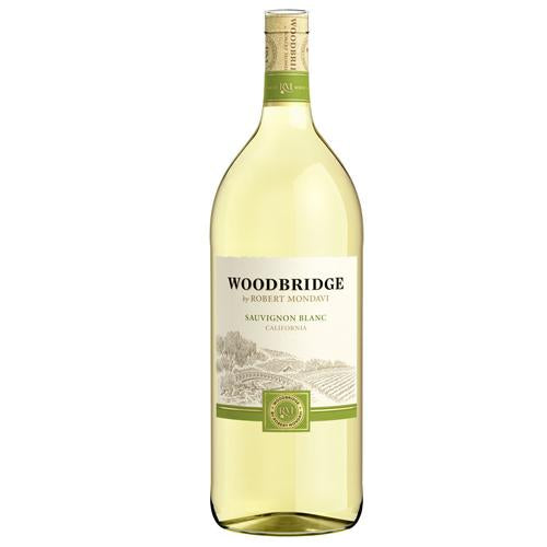 Woodbridge Sauvignon Blanc - 1.5L - AtoZBev